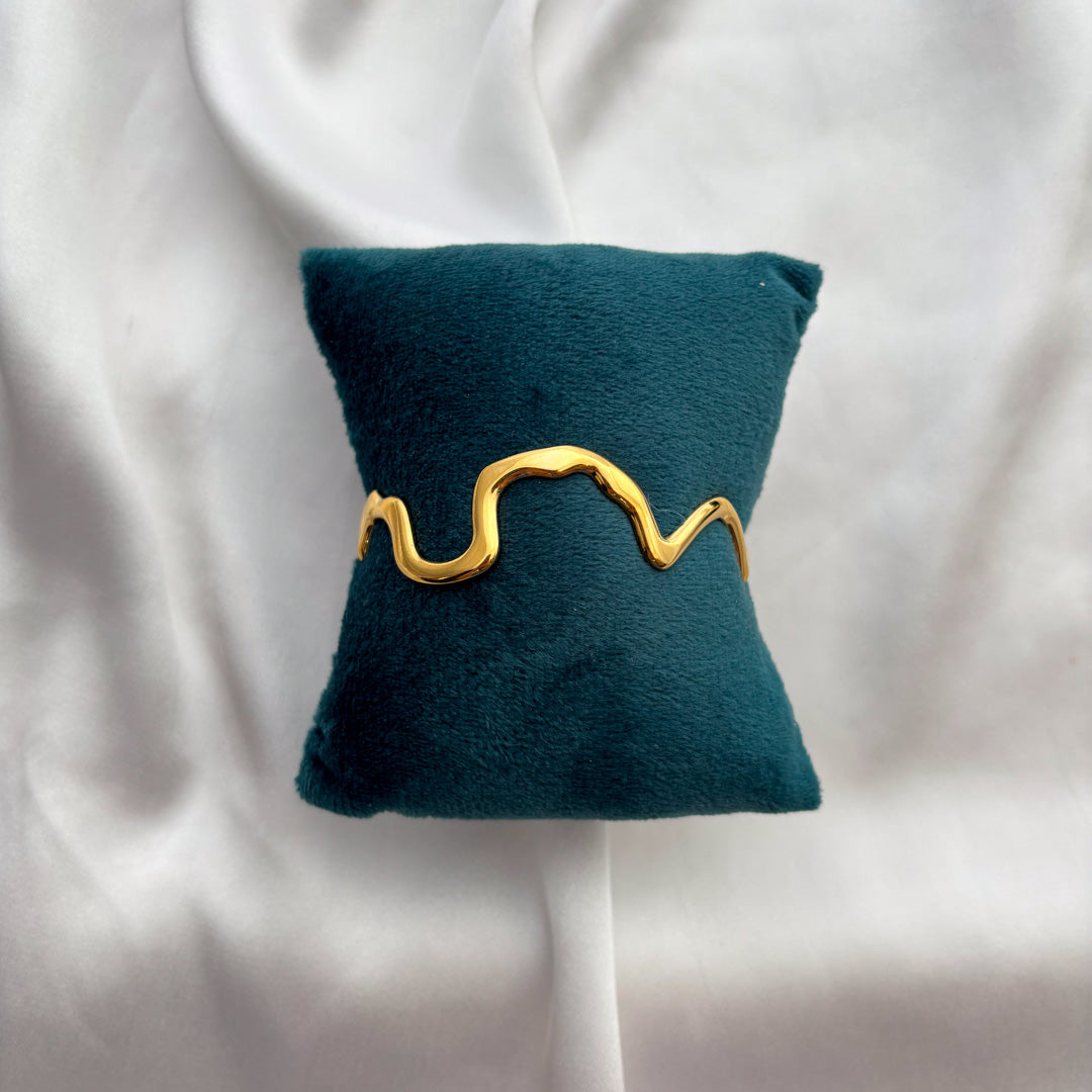 'Edge of Glory' Bracelet/Cuff | Anti-Tarnish