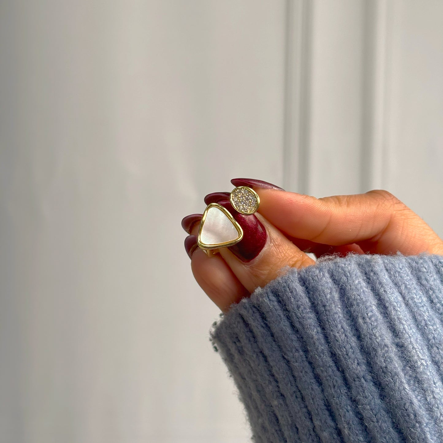 'Comethru' Ring